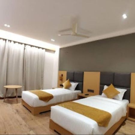 Derby Greens Hotel Μποπάλ Εξωτερικό φωτογραφία